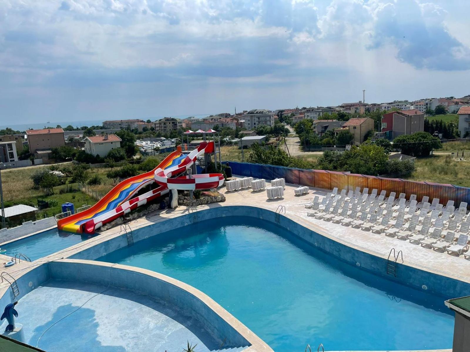 Respiro Park Hotel Бююкчекмедже Екстер'єр фото